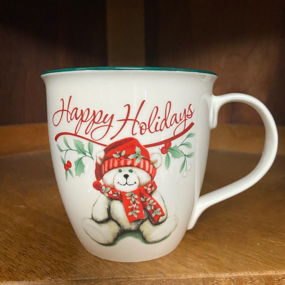 Pfaltzgraff Winterberry Holiday Mug